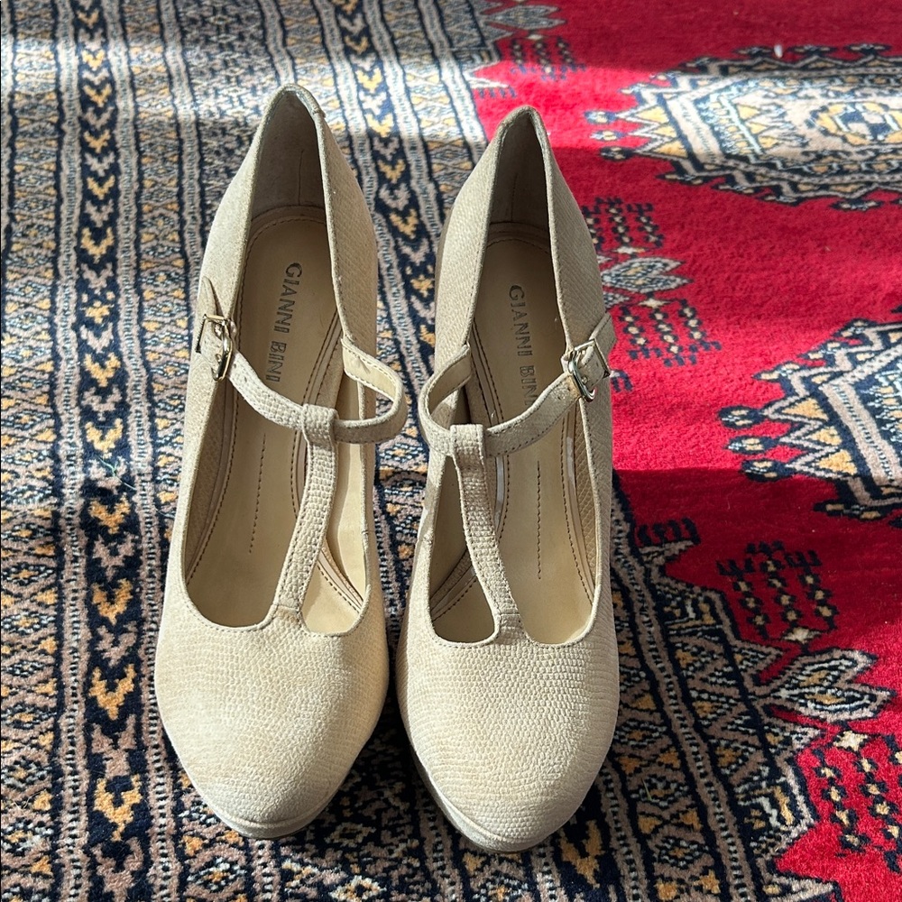 Gianni Bini heels